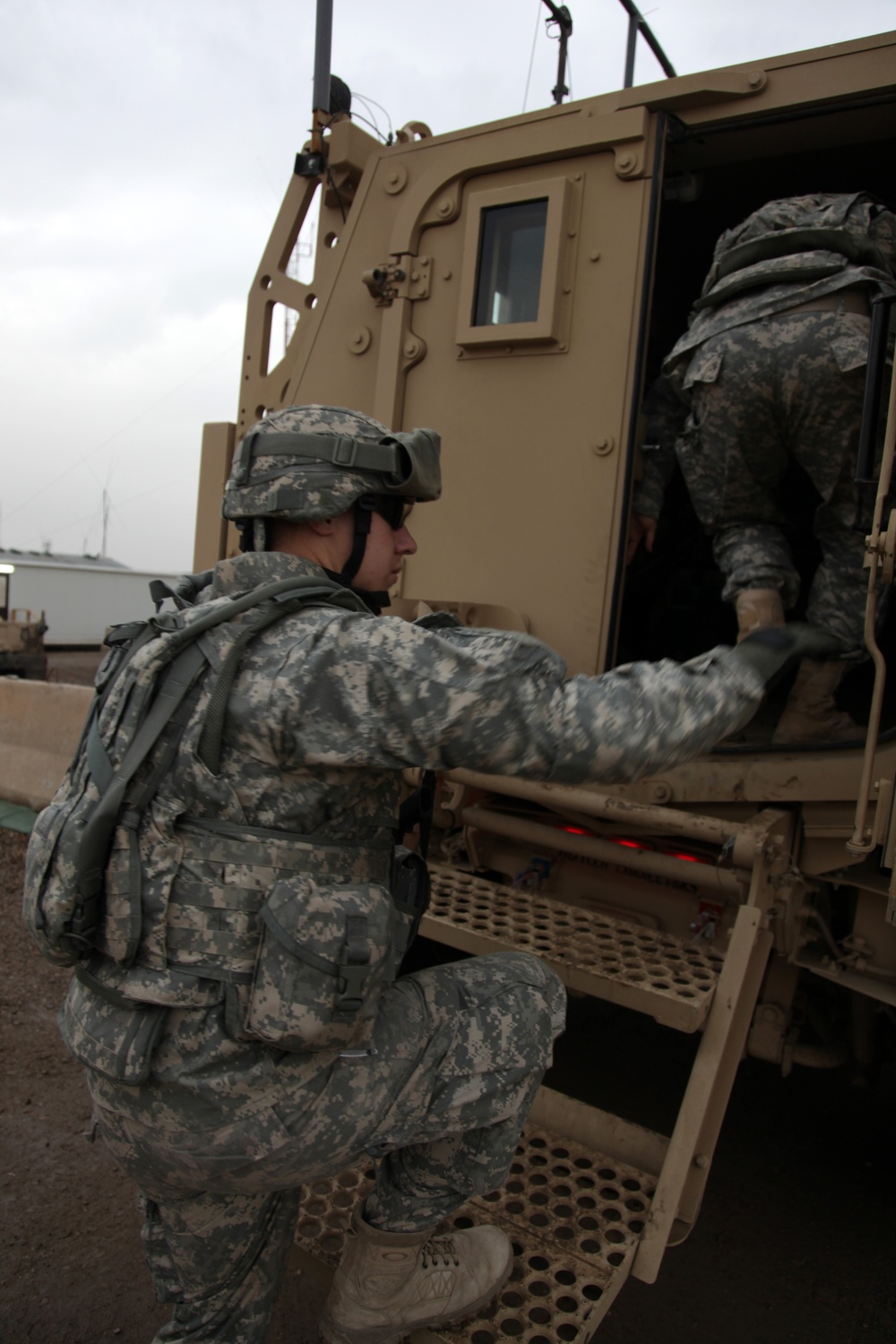 16th Engineer Brigade troops patrol Yusifiyah