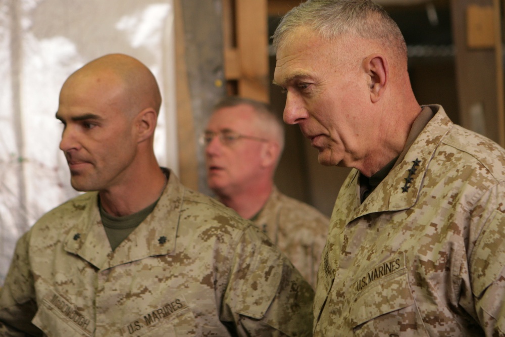 Corps' top leaders address current successes, upcoming challenges during Thanksgiving visit to Marines in Afghanistan