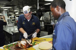 Wasp Honors Thanksgiving Tradition, Festivities