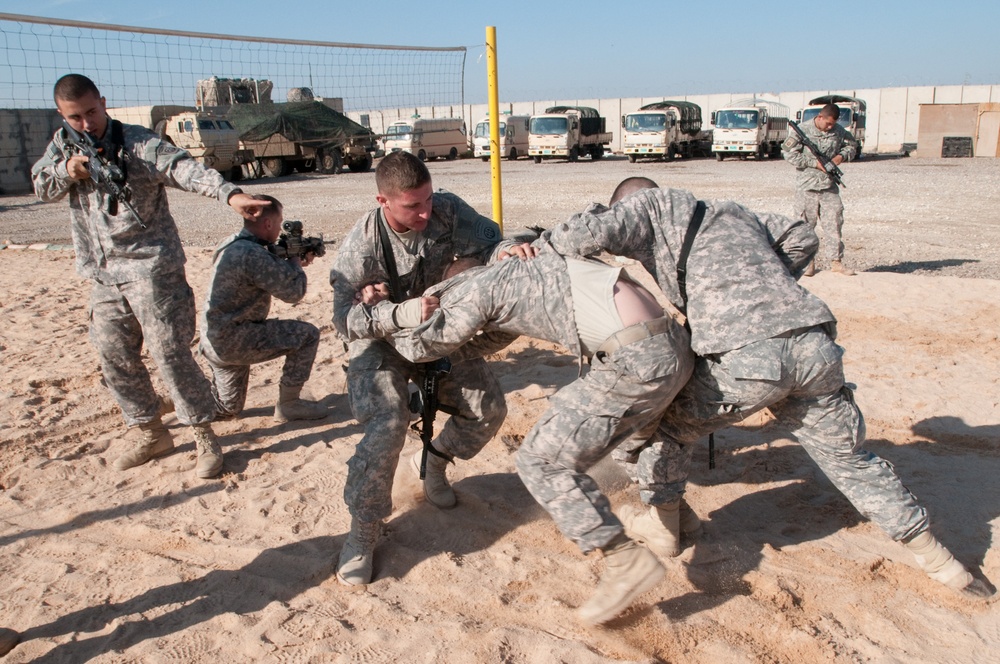 AAB Paratroopers Maintain Combat Skills While Deployed