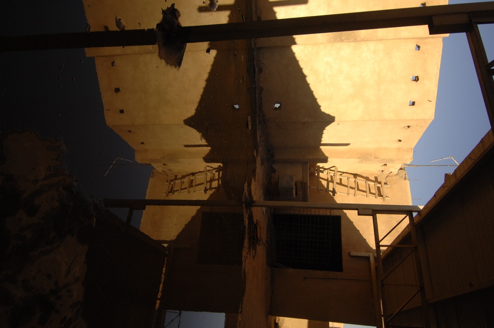 Soldiers Tour Palace