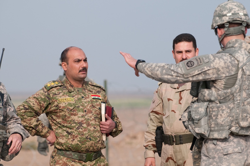 U.S. Paratroopers Install Vehicle Scanners