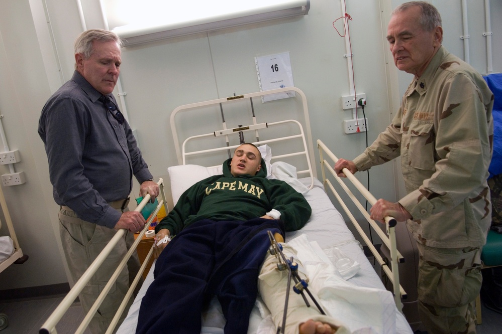 Secretary of the Navy visits service members on Thanksgiving