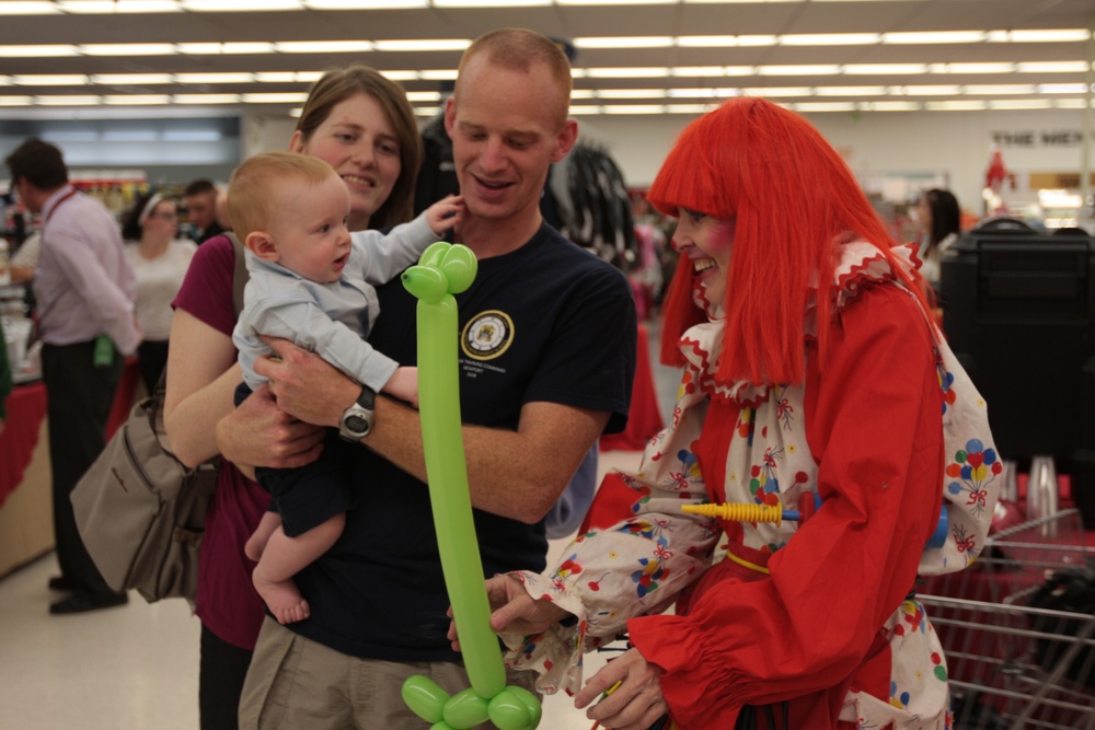 SMP Shopping Night puts Combat Center into Christmas spirit