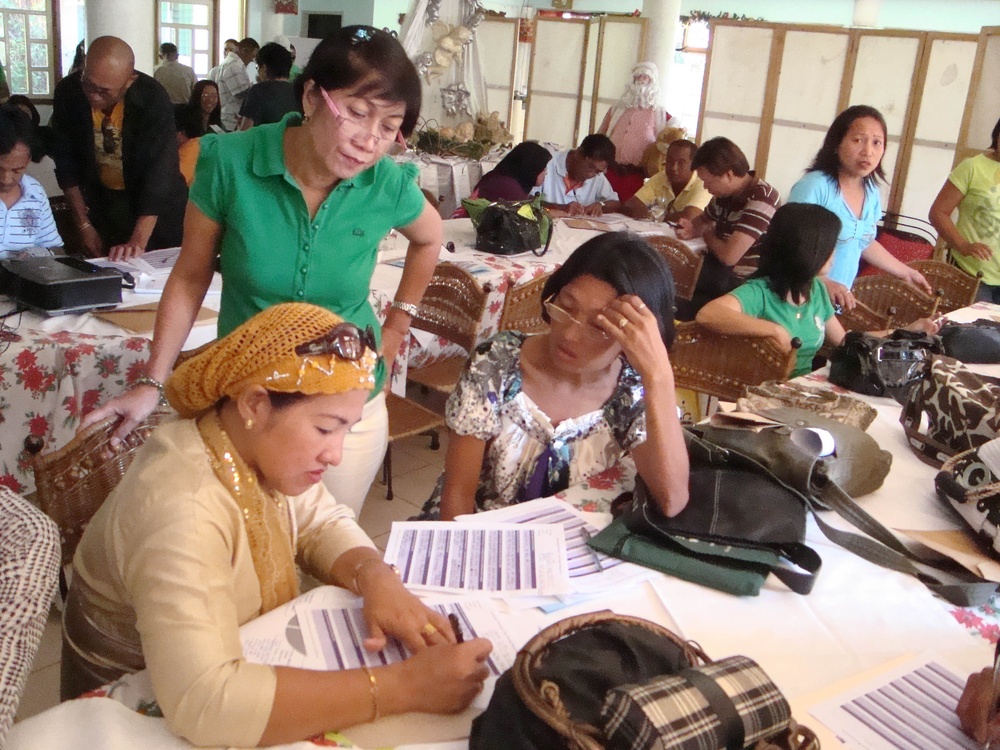 Joint Special Operations Task Force-Philippines and AFP Teach Disaster Awareness to Zamboanga Community Leaders