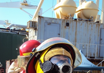 US, Coalition Sailors Practice Fire Fighting On Iraqi Oil Platform