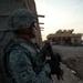 U.S., Iraqi soldiers meet during patrol