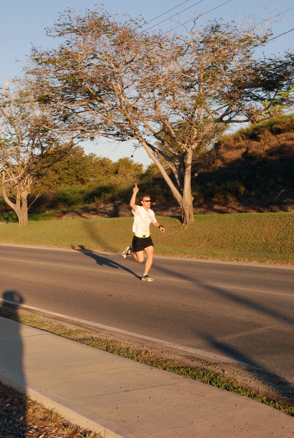 JTF Guantanamo Works Up an Appetite for Thanksgiving Dinner With a 5K run