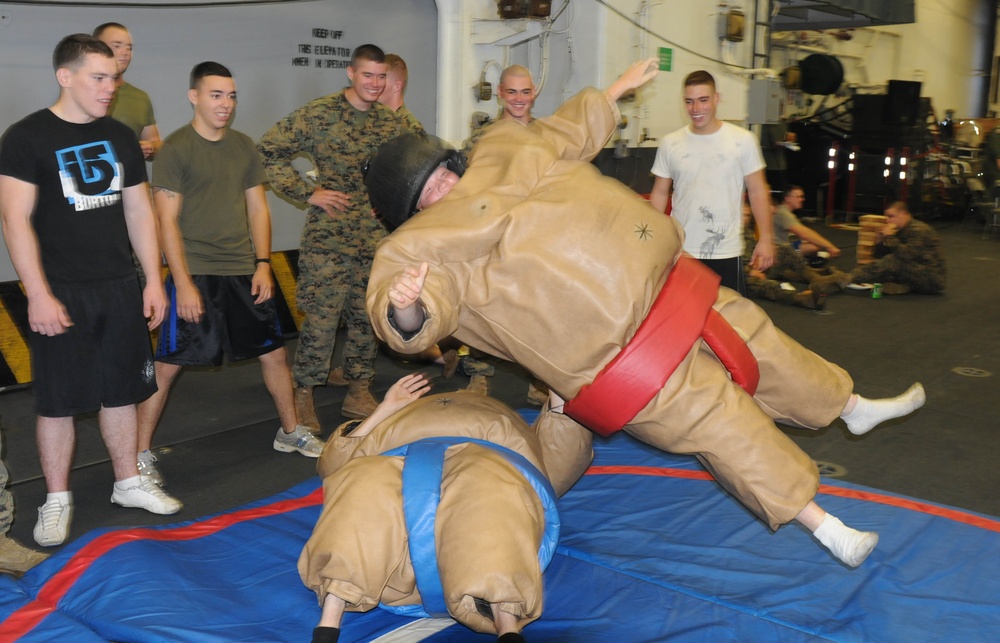 USS Wasp Hosts Steel Beach Picnic