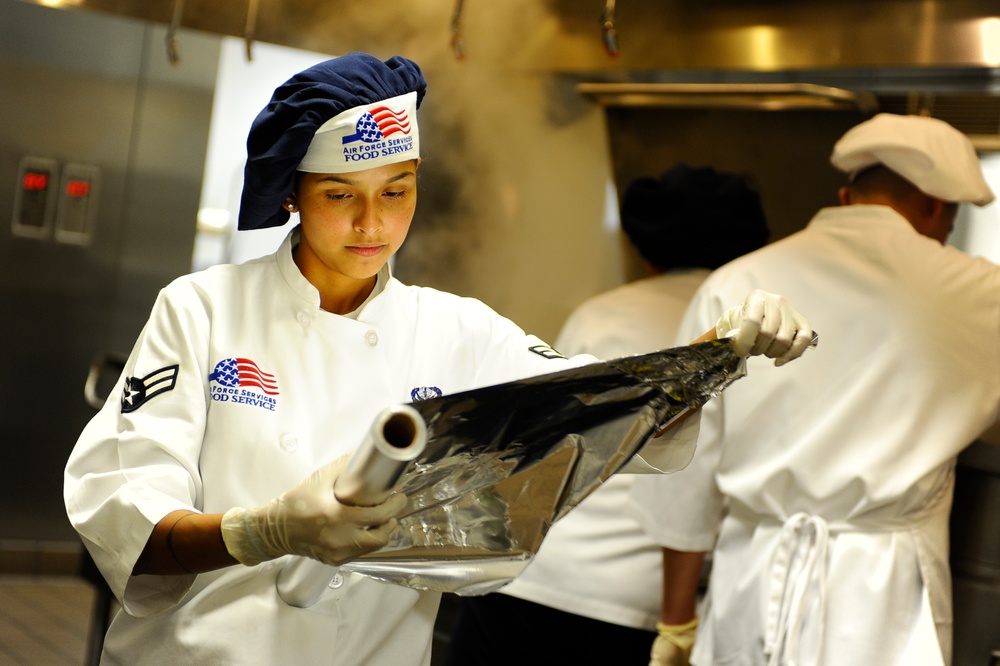 Airmen Compete in Culinary Challenge to Become Top Chef