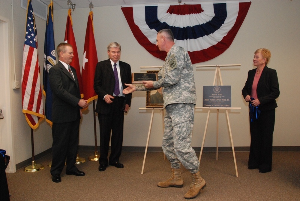 Louisiana Guard honors memory of leader, WWII veteran