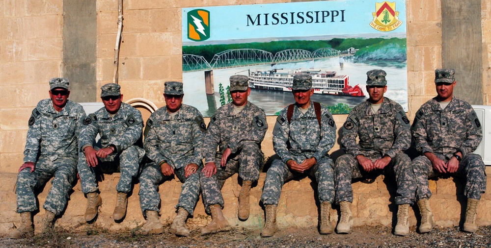 Mississippi's top Guard leaders visit Q-West on Thanksgiving