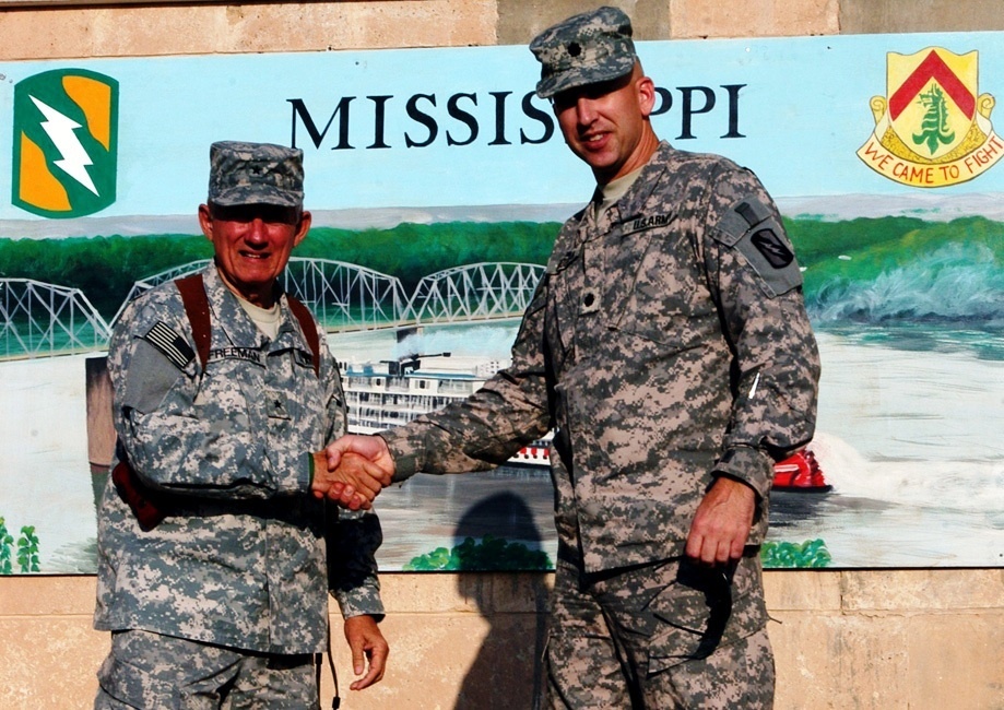 Mississippi's top Guard leaders visit Q-West on Thanksgiving
