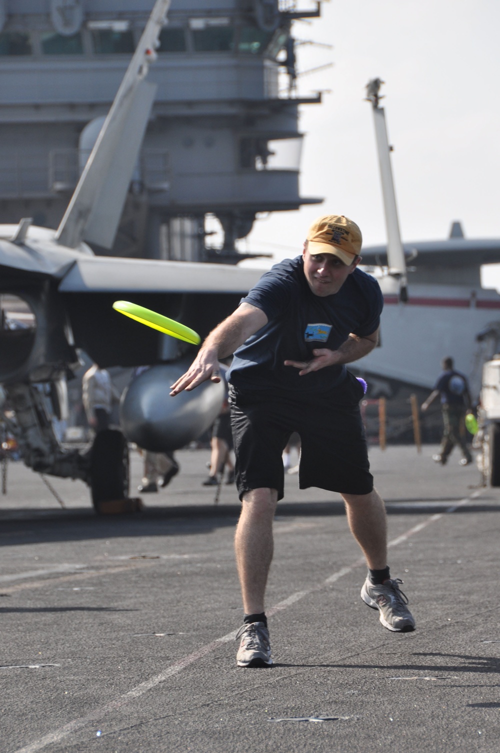 USS Nimitz sailors enjoy 'Steel Beach Picnic'