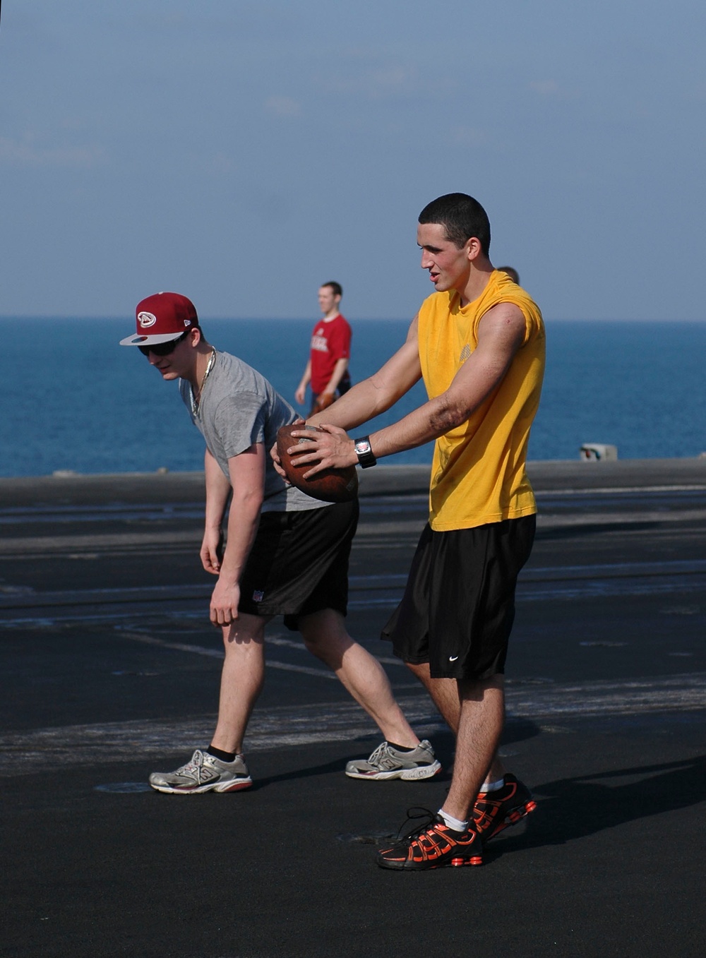 USS Nimitz sailors enjoy 'Steel Beach Picnic'