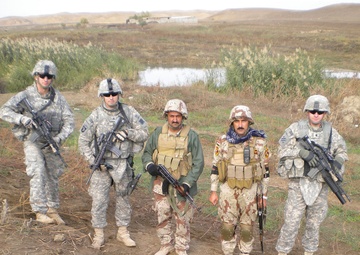 Desert Rogues, Iraqi Army uncover large weapons cache