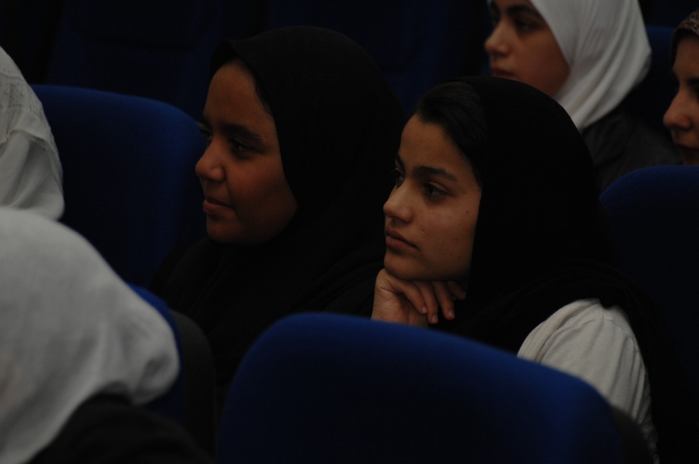 Iraqi women receive schooling