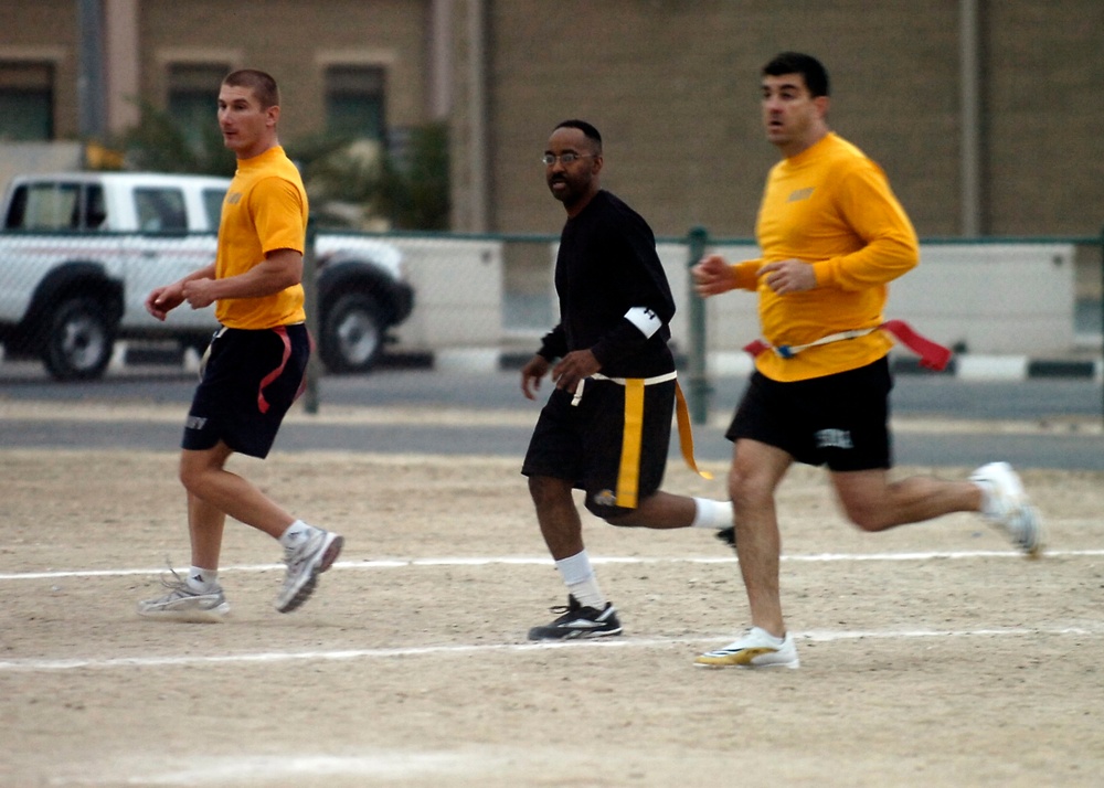 Army-Navy game takes place in Kuwait