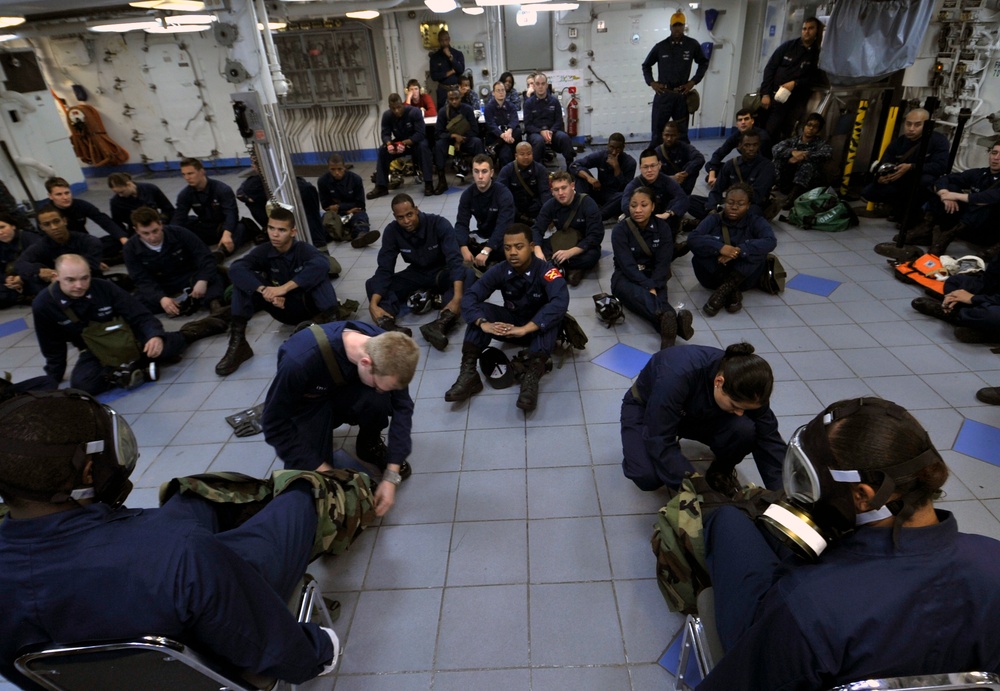 Sailors conduct general quarters drill