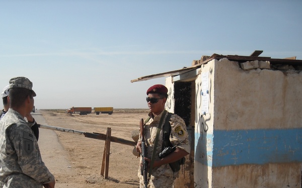 Iraq's first line of defense secures border crossing