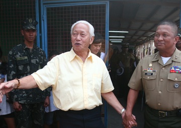 Operation Goodwill gives hope to children, families in the Philippines