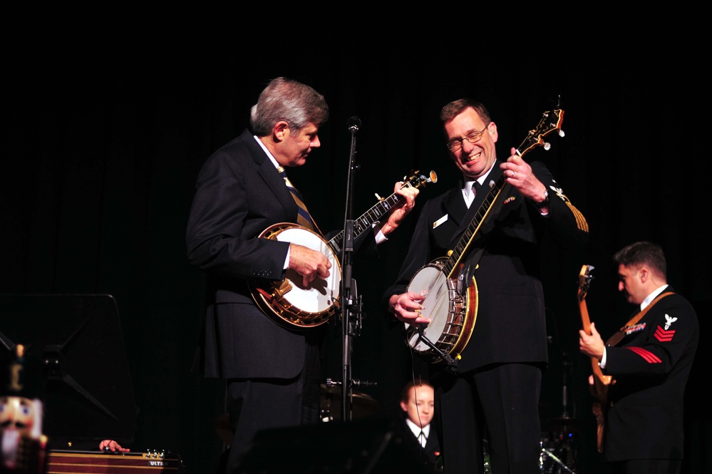 Navy Sea Chanters perform concert