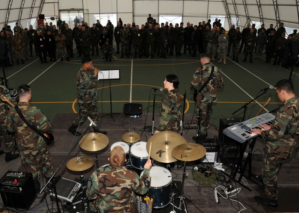 CNE rock band plays for Kosovo's MNTF