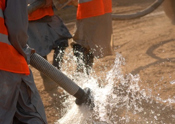 Afghan workers improve Arghandab District