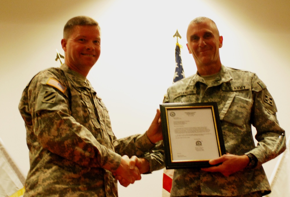 'Ivy' Division Promotes Deputy Commanding General of Support to Brigadier General