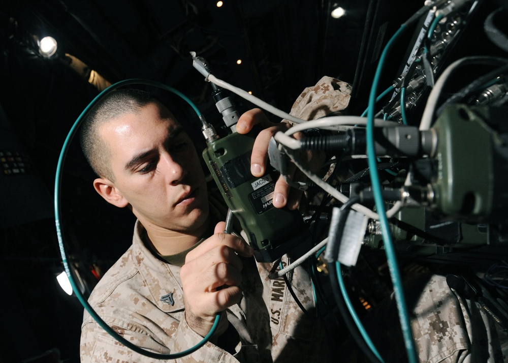Airborne Communications Support Ground Forces
