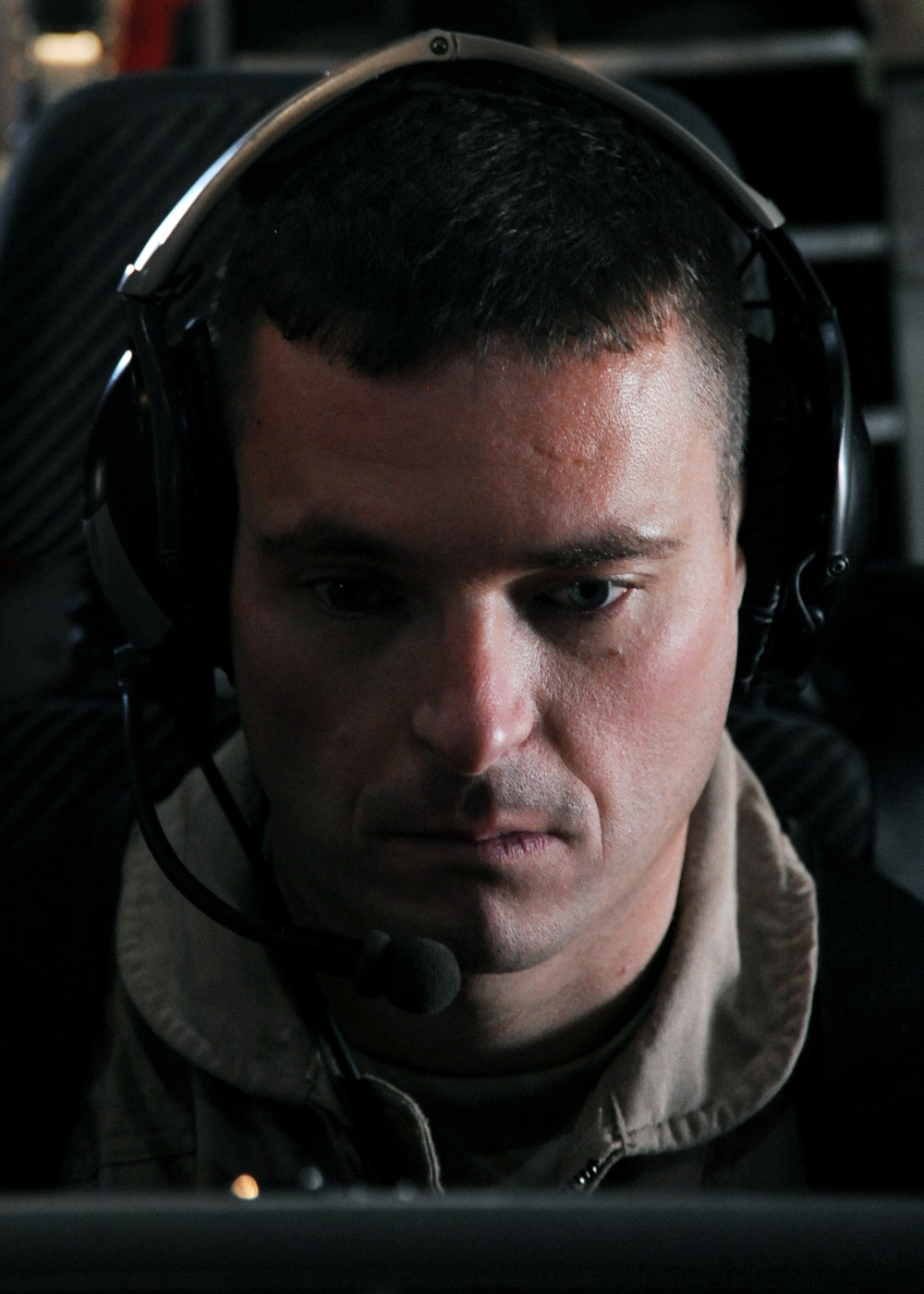 Airborne Communications Support Ground Forces