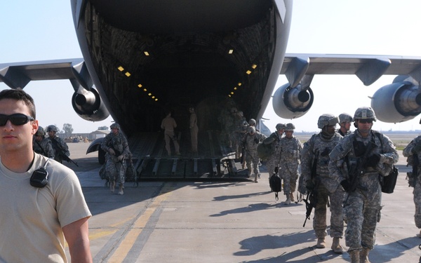 Aeriel Porters Provide 'gateway' to Mission Readiness