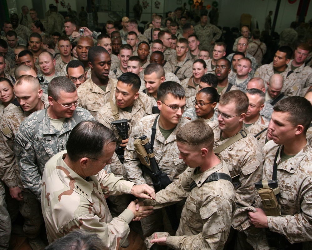 Chairman Visits MNF-W Service Members