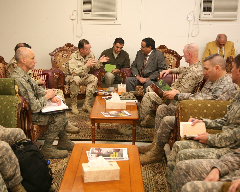Chairman Visits MNF-W Service Members