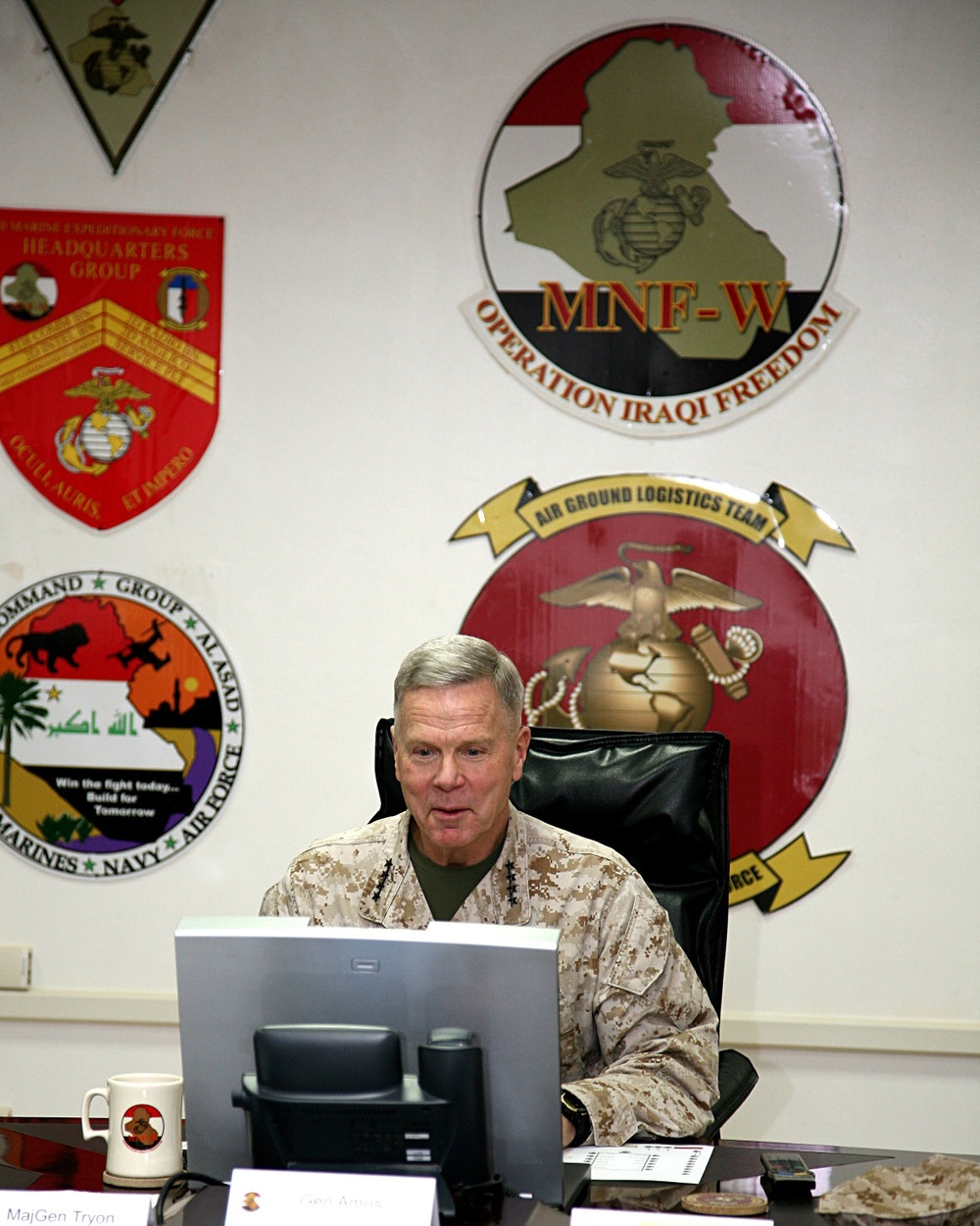 Assistant Commandant of the Marine Corps Visits Al Asad