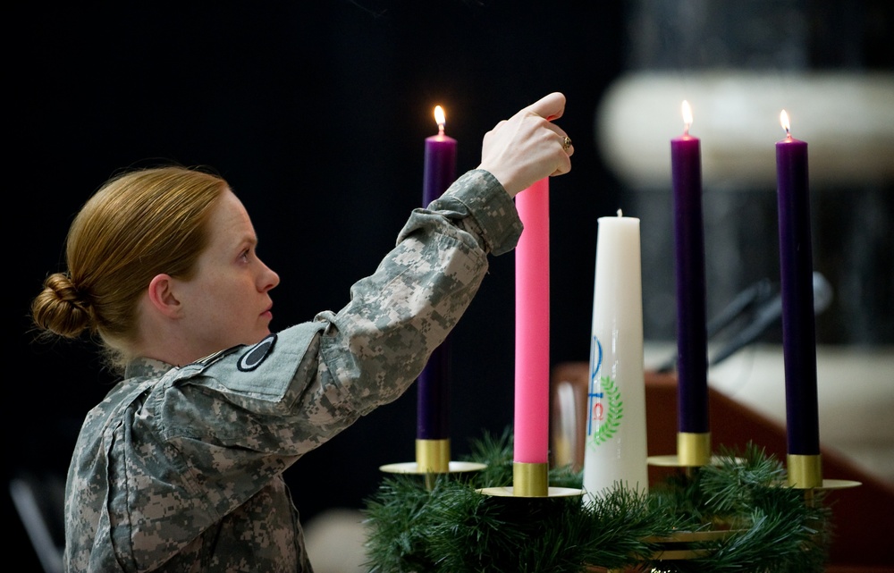 Christmas Eve Candlelight Service at Al Faw Palace