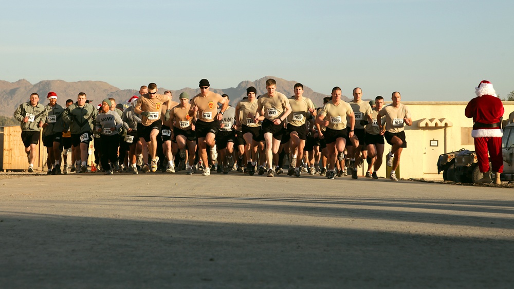 Christmas Race on FOB Salerno
