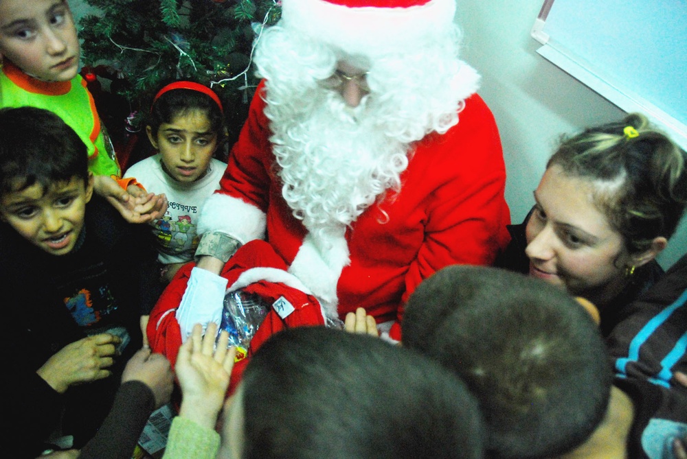 Spartans bring holiday cheer to local children
