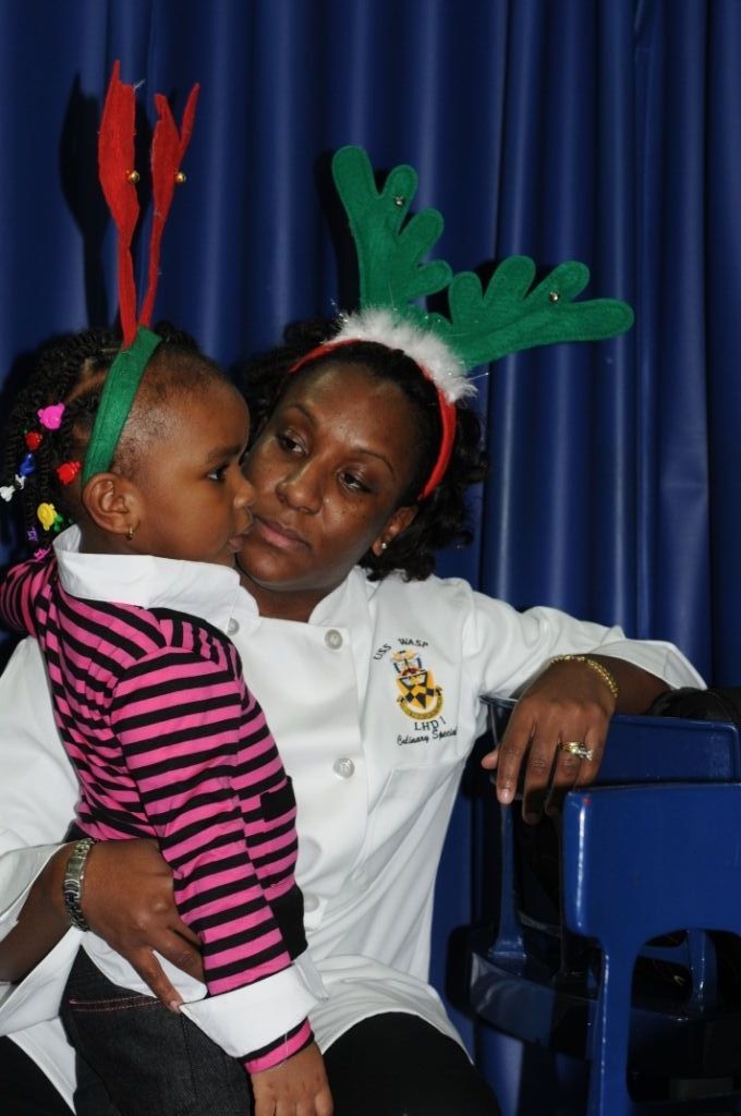 USS Wasp Brings Families Together for Christmas Cheer