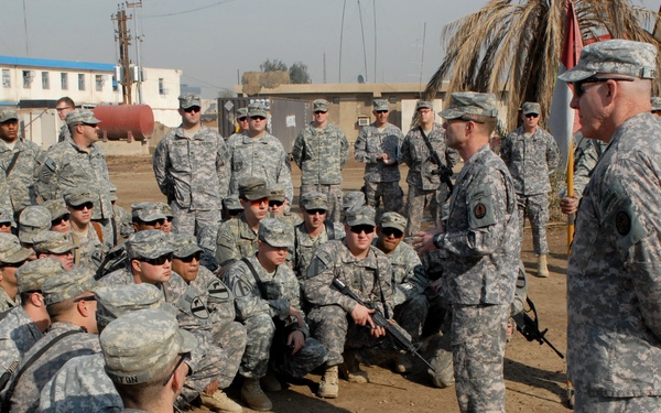 I Corps Commanding General Christmas Visit