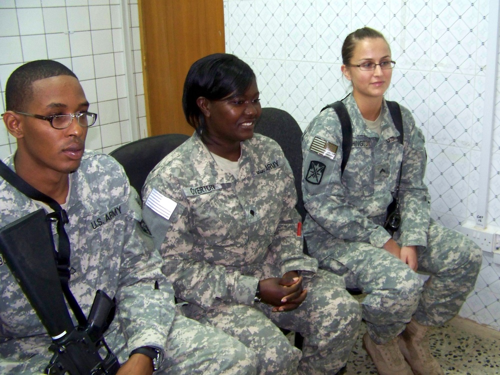 Support from home boosts troop morale through video teleconference