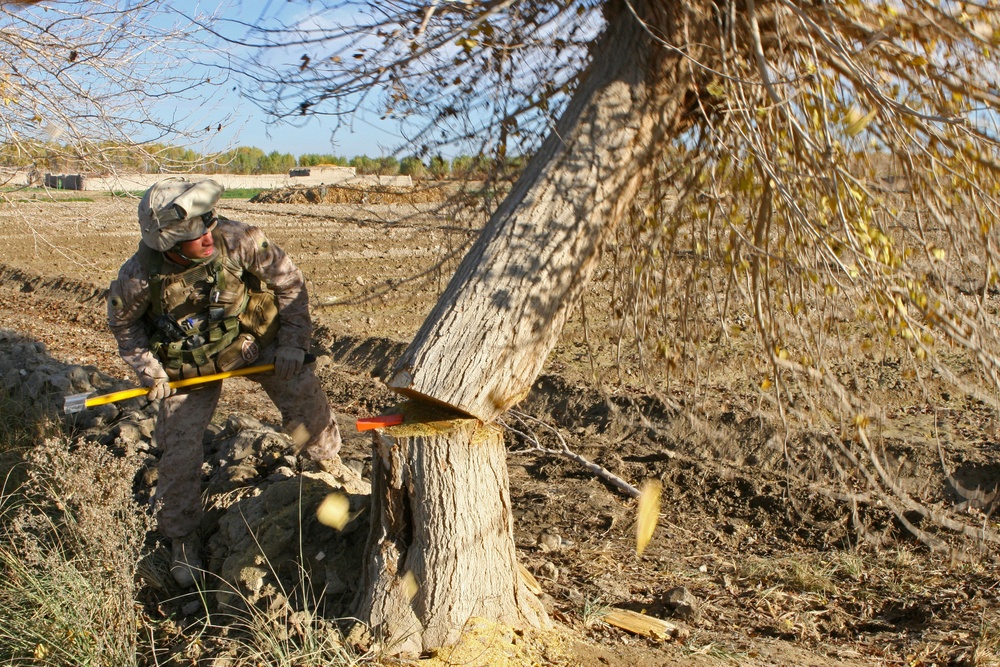 Marine Engineers Fortify Observation Posts in Afghanistan