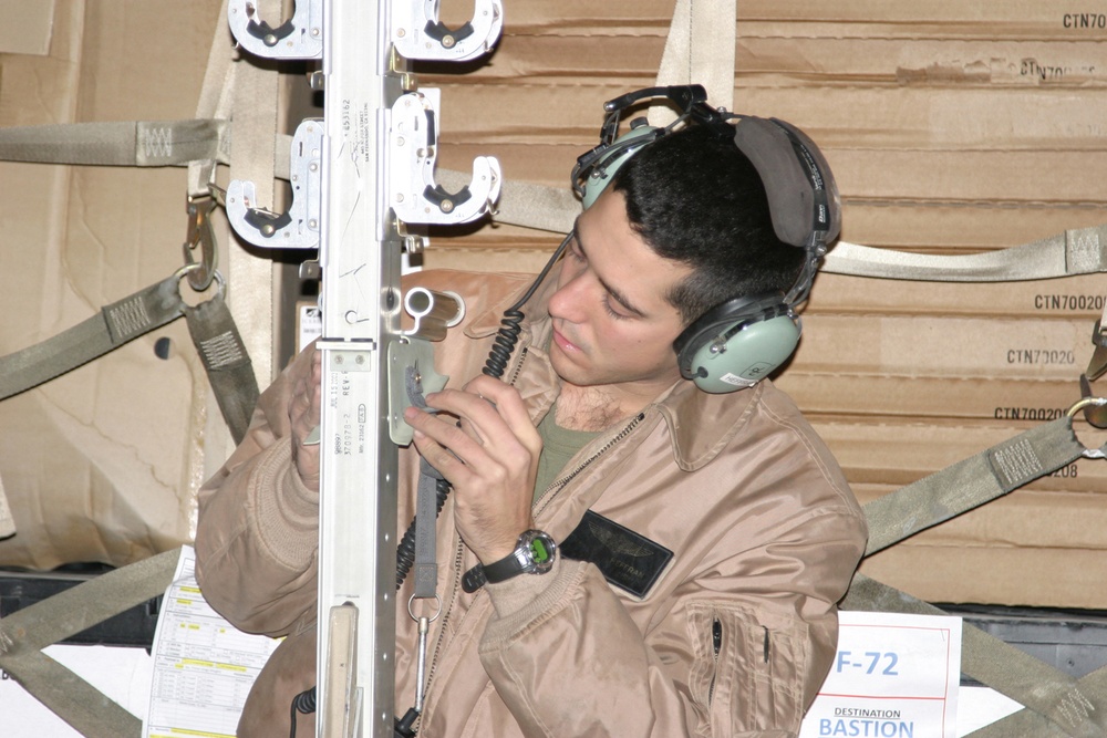 Raiders transport troops, cargo for MEB-A