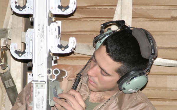Raiders transport troops, cargo for MEB-A