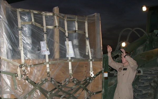 Raiders transport troops, cargo for MEB-A