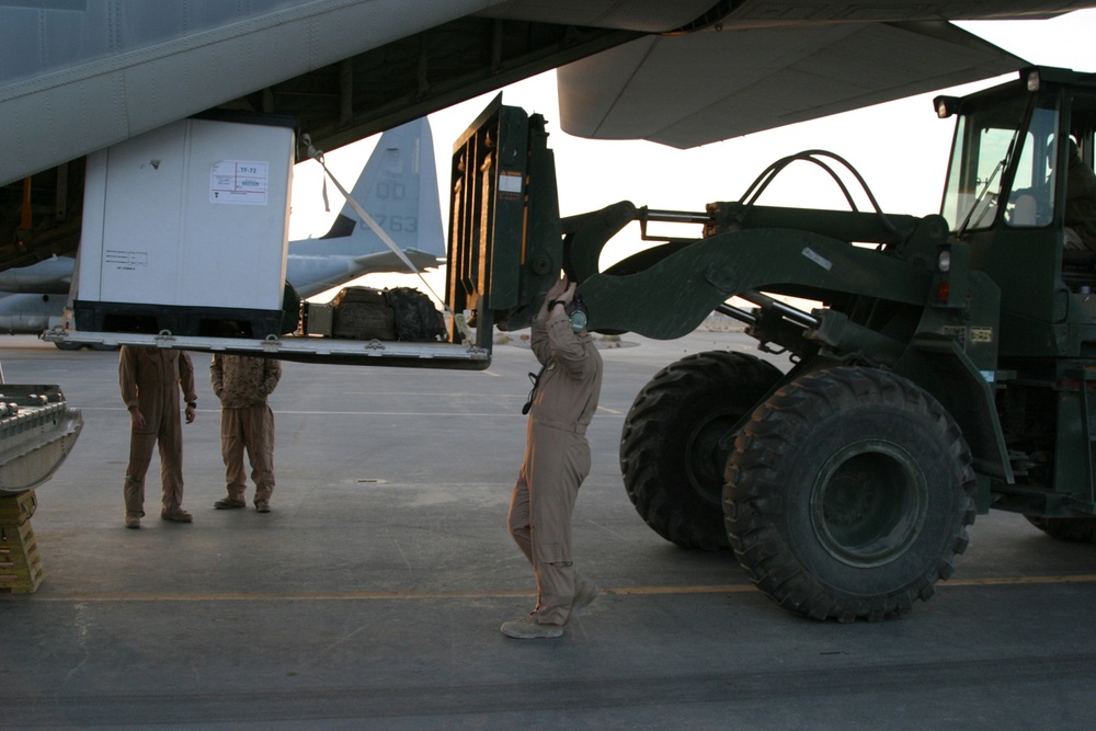 Raiders transport troops, cargo for MEB-A