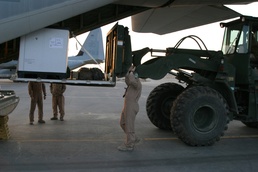 Raiders transport troops, cargo for MEB-A