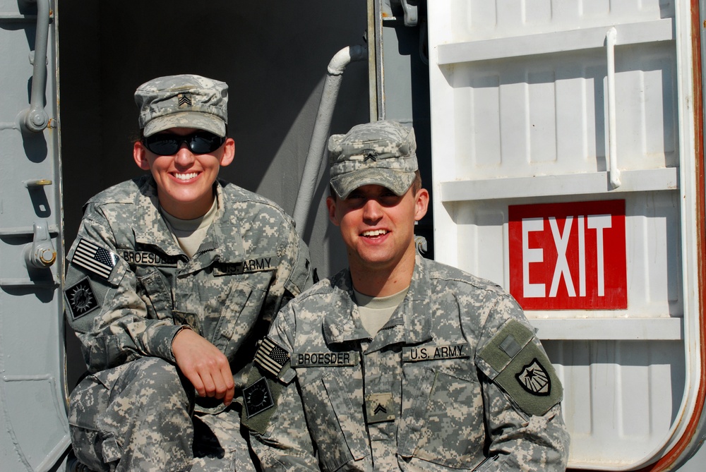 Group Re-enlistment Minnesota Guardsmen