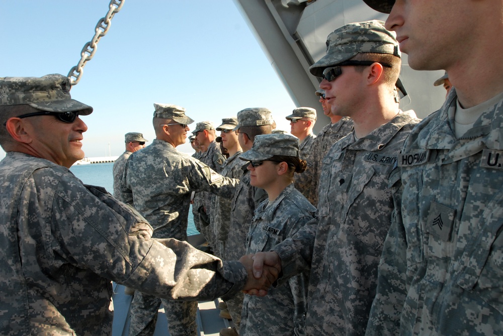 Group Re-enlistment Minnesota Guardsmen