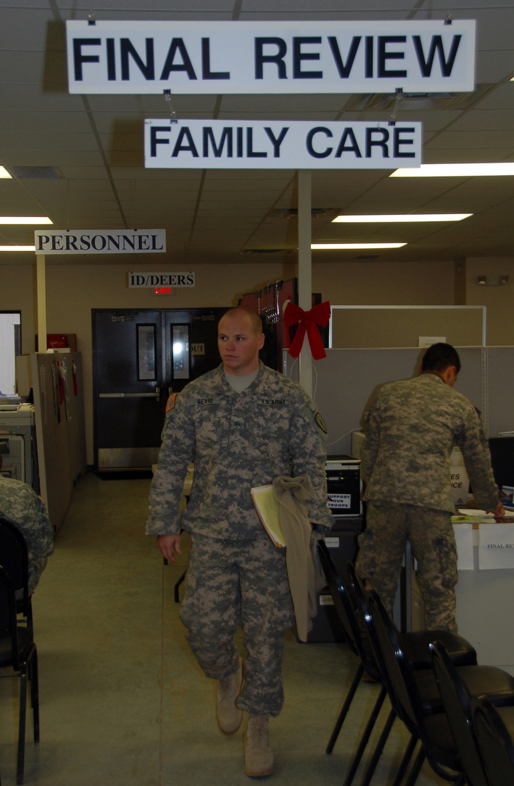 Troops spend last day of the year preparing for the future
